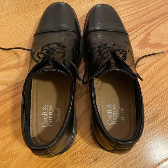 Like New Dress Shoes - Picture 5 of 7